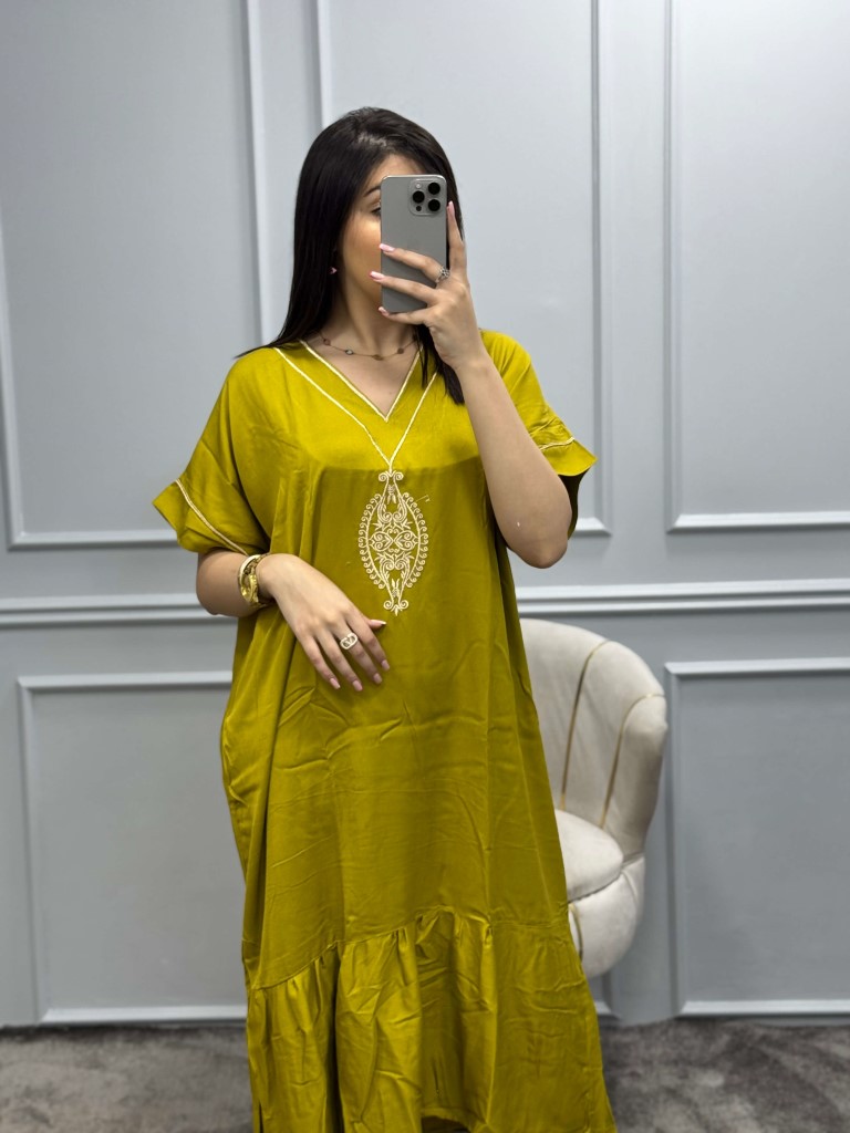 Robe LOLA